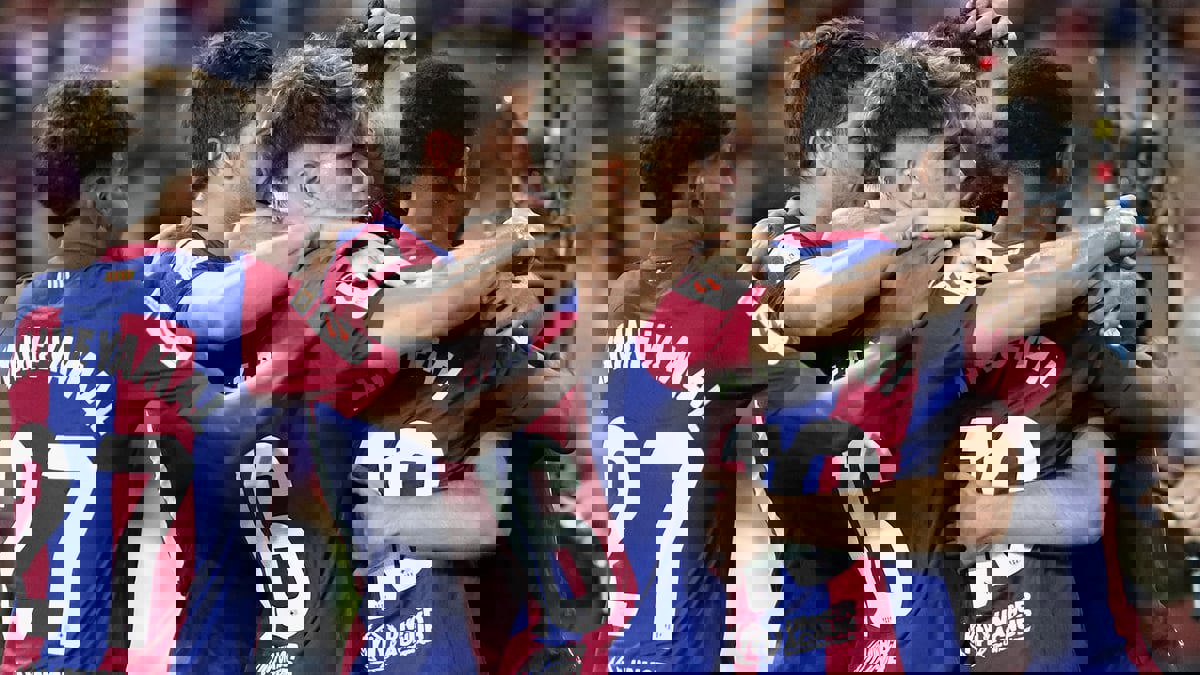 برشلونة يستعيد توازنه في الدوري الإسباني بالفوز على قادش