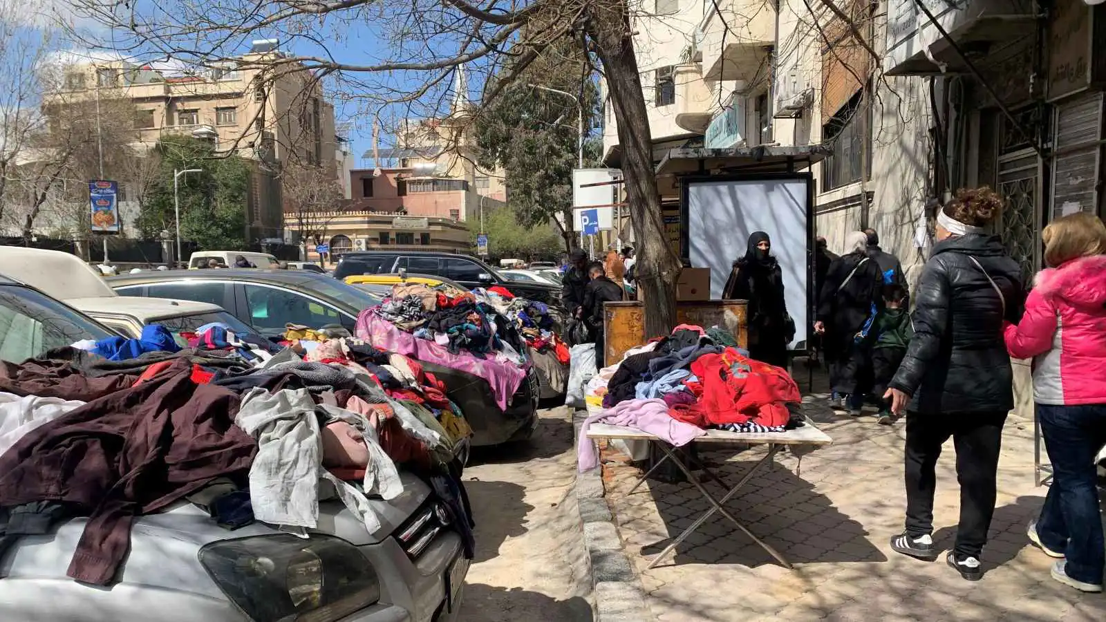 أسواق البالة في دمشق.. وجهة محدودي الدخل لكسوة العيد (فيديو إرم)