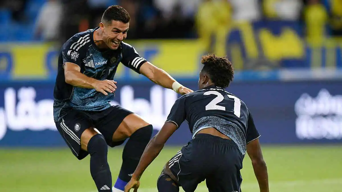 أول لقب رسمي مع النصر.. كريستيانو رونالدو يتلقى "هدية مفاجئة"