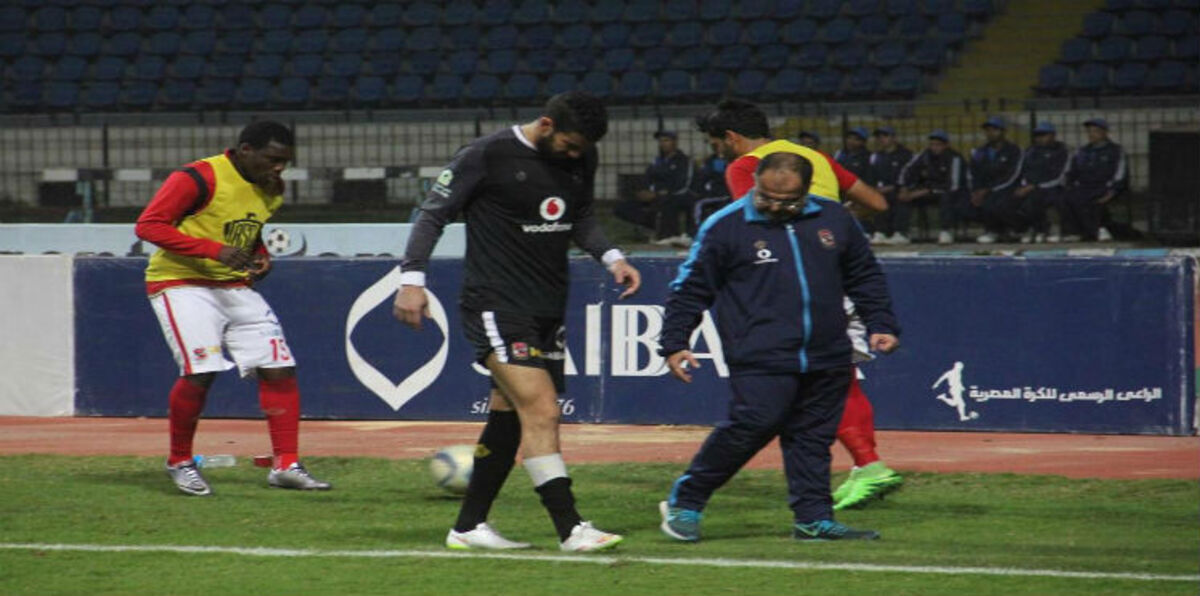 منتخب مصر يضم حارس بتروجت بعد إصابة إكرامي