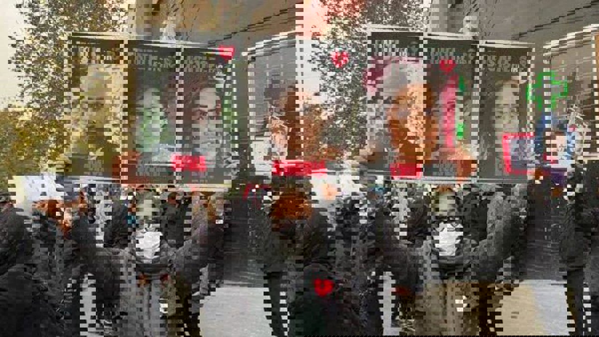 طهران.. احتجاجات لأهالي ضحايا "الطائرة الأوكرانية" مع بدء محاكمة المتهمين بإسقاطها