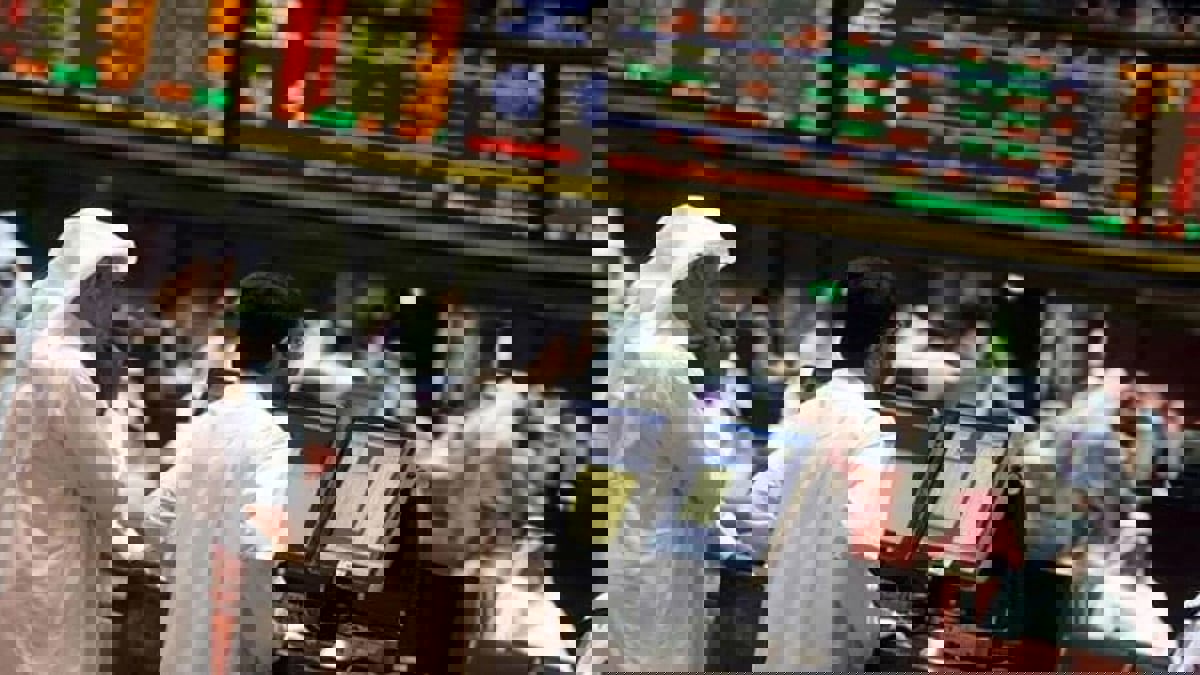 تراجع معظم بورصات الخليج وسط انخفاض أسعار النفط