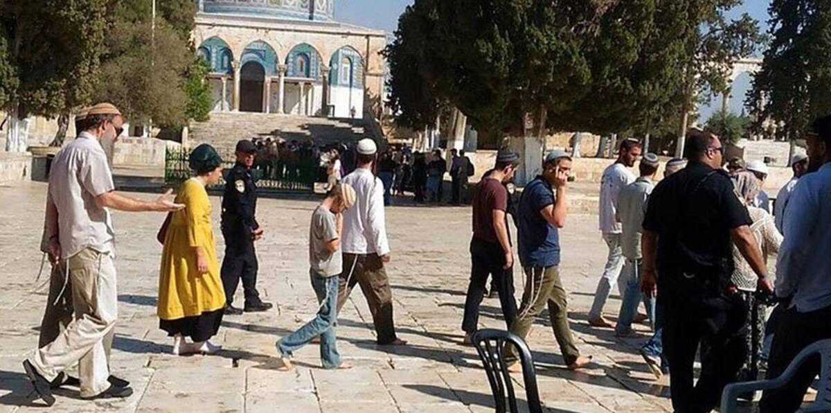 عشرات المستوطنين يقتحمون المسجد الأقصى‎