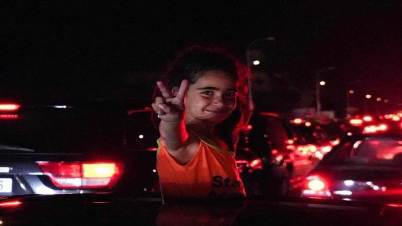 رغم التحذيرات.. النازحون يعودون إلى جنوب لبنان (فيديو وصور)