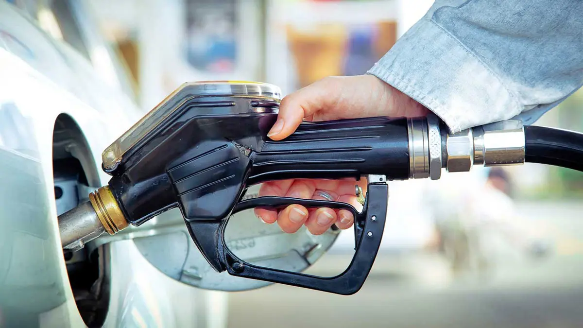 ارتفاع أسعار المحروقات بشكل مفاجئ يثير غضب المغاربة‎