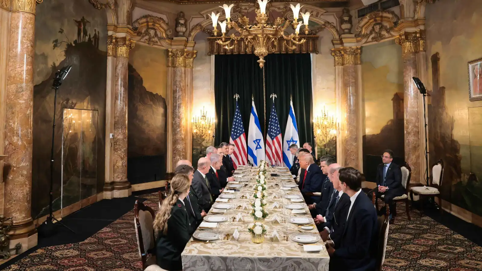 "خلال 5 دقائق".. ترامب يعلن حسم 3 قضايا شائكة بشأن غزة