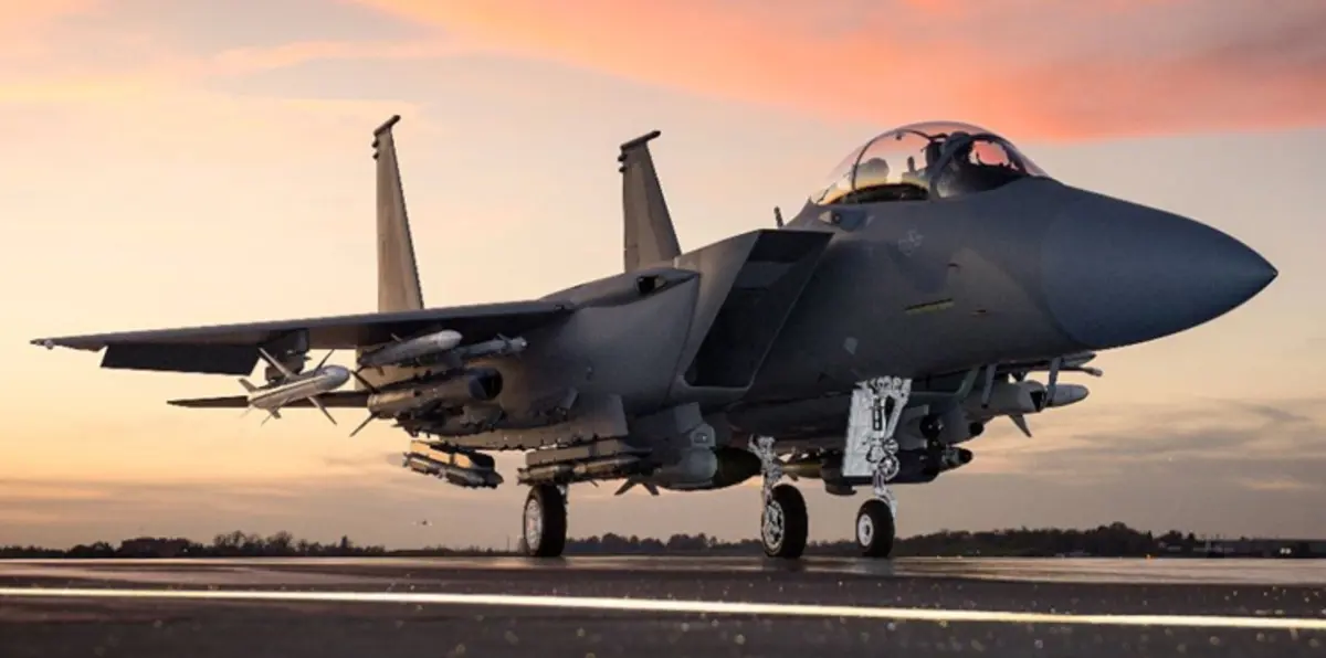 بالصور.. القوات الجوية السعودية تعلن انضمام جيل جديد من المقاتلة "F.15-SA" لصفوفها