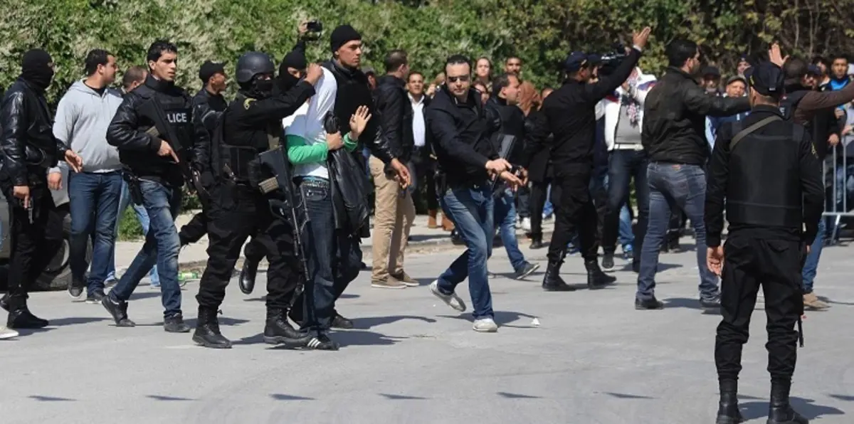 الداخلية التونسية تضبط 4 "إرهابيين" عائدين من ليبيا