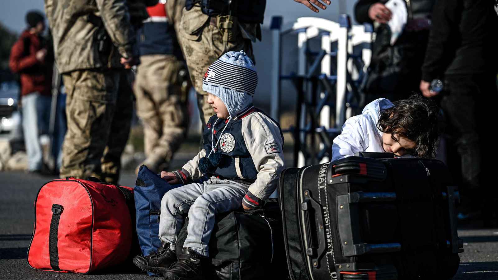 دولة أوروبية تعلن سحب مئات السوريين لطلبات اللجوء منذ سقوط الأسد