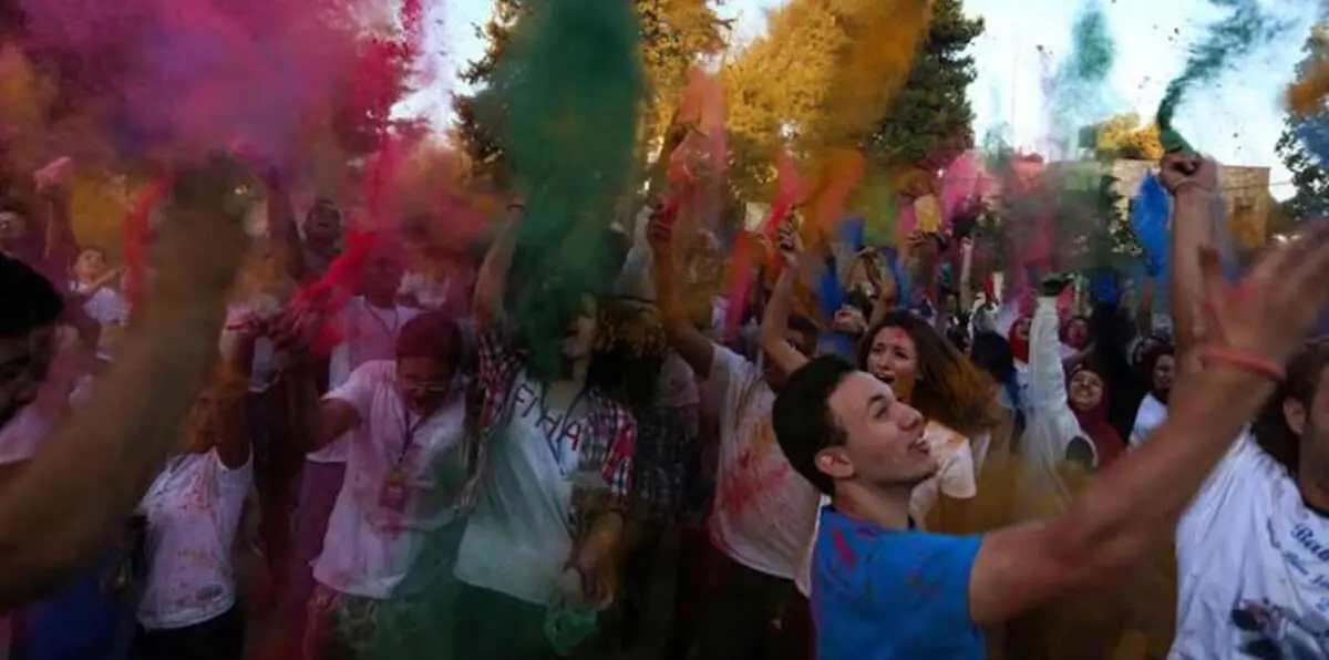 حماس: مهرجان الألوان في رام الله "فسوق"