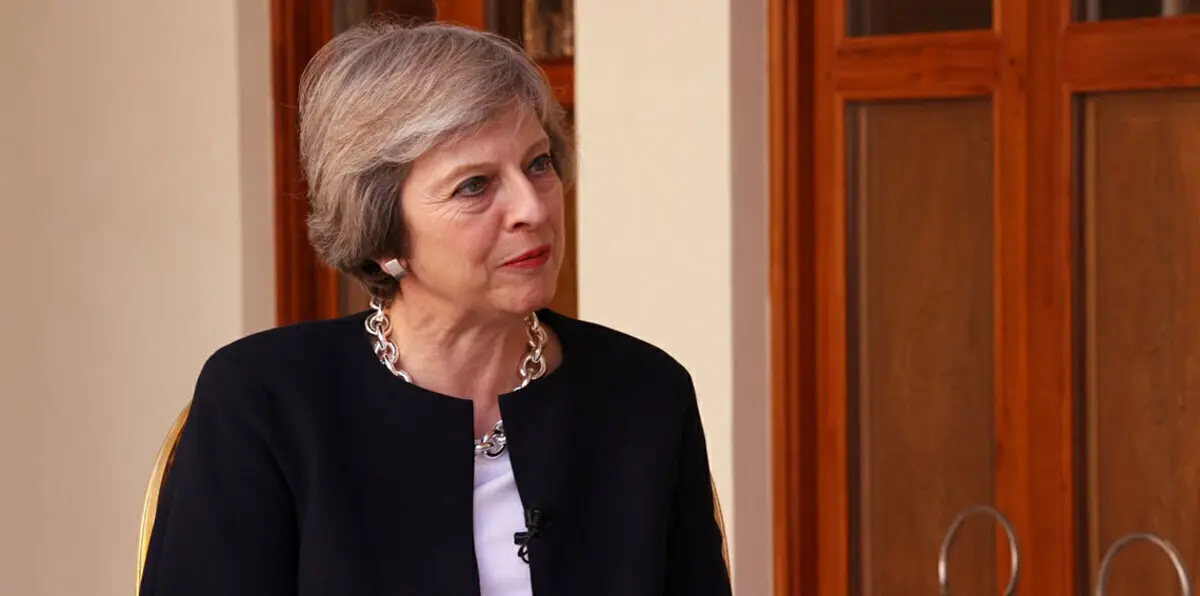 صحيفة: تيريزا ماي تعتزم إجراء تعديل في حكومتها يوم الاثنين