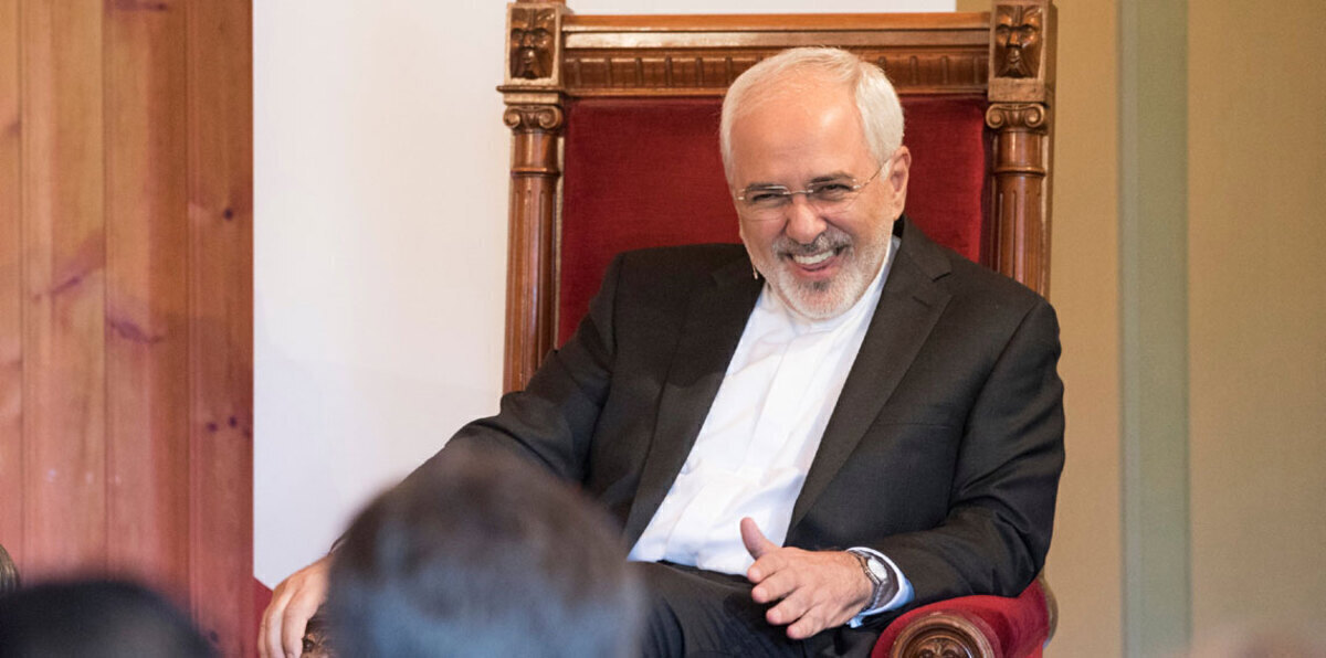 ظريف يقر بوجود معارضة سورية "مشروعة"