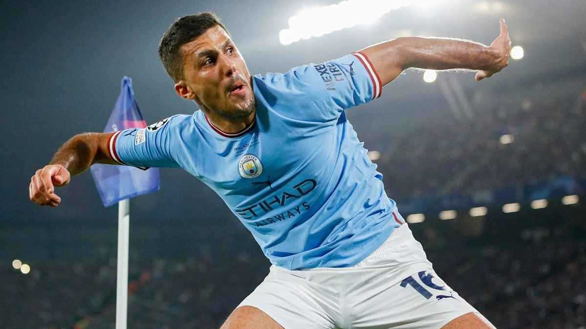 بيريز قد يتحرك.. ريال مدريد "يفجر" مخاوف مانشستر سيتي