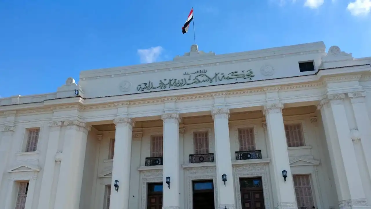 لماذا عجل القضاء المصري بإصدار حكم "المعتدي على أطفال الإسكندرية"؟