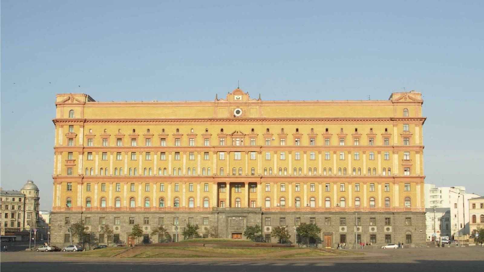 بتهمة "التجسس".. موسكو تلغي اعتماد 6 دبلوماسيين بريطانيين