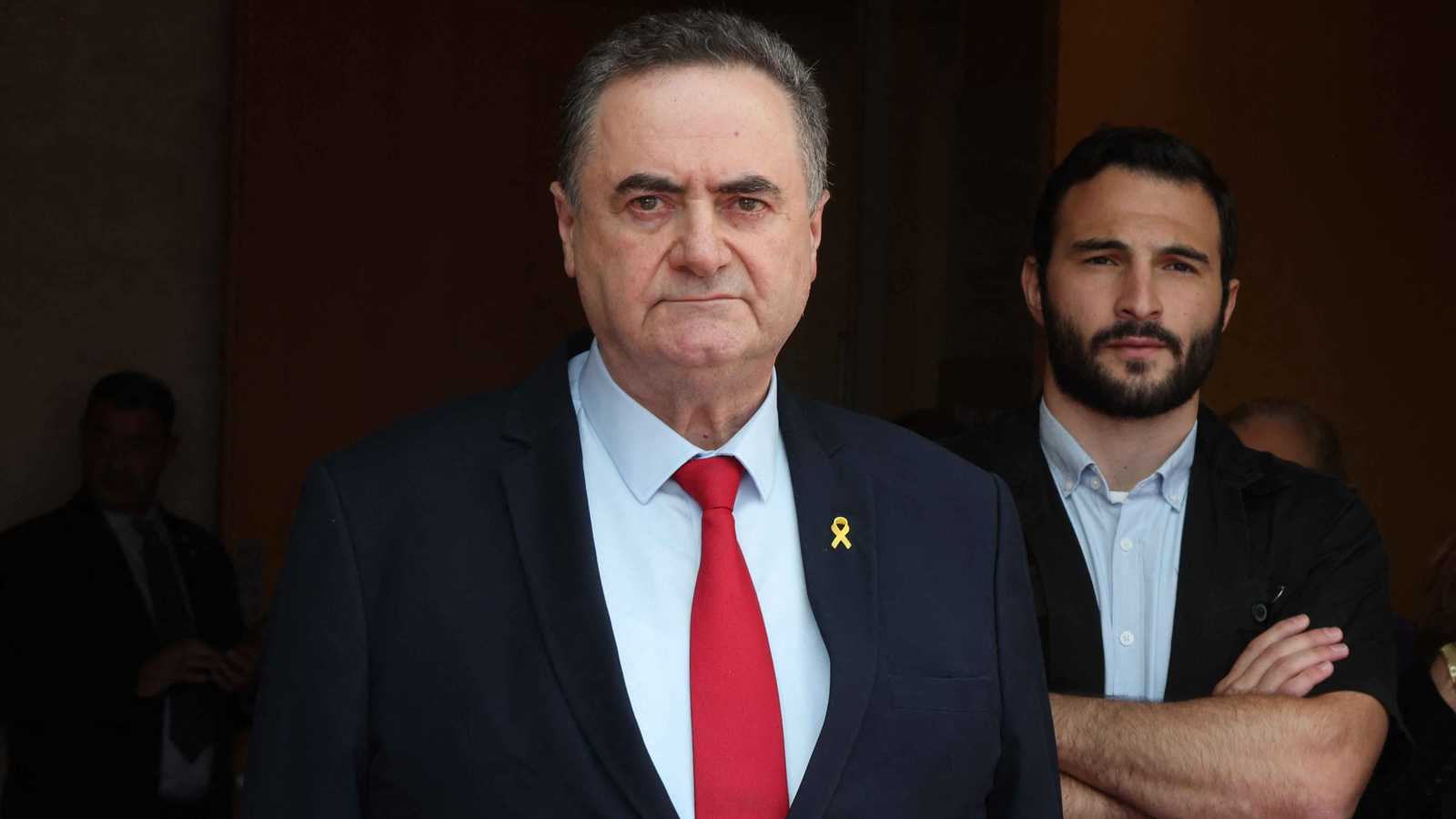 خطوة نادرة.. كاتس يزور "قاعة إسحاق" في الحرم الإبراهيمي