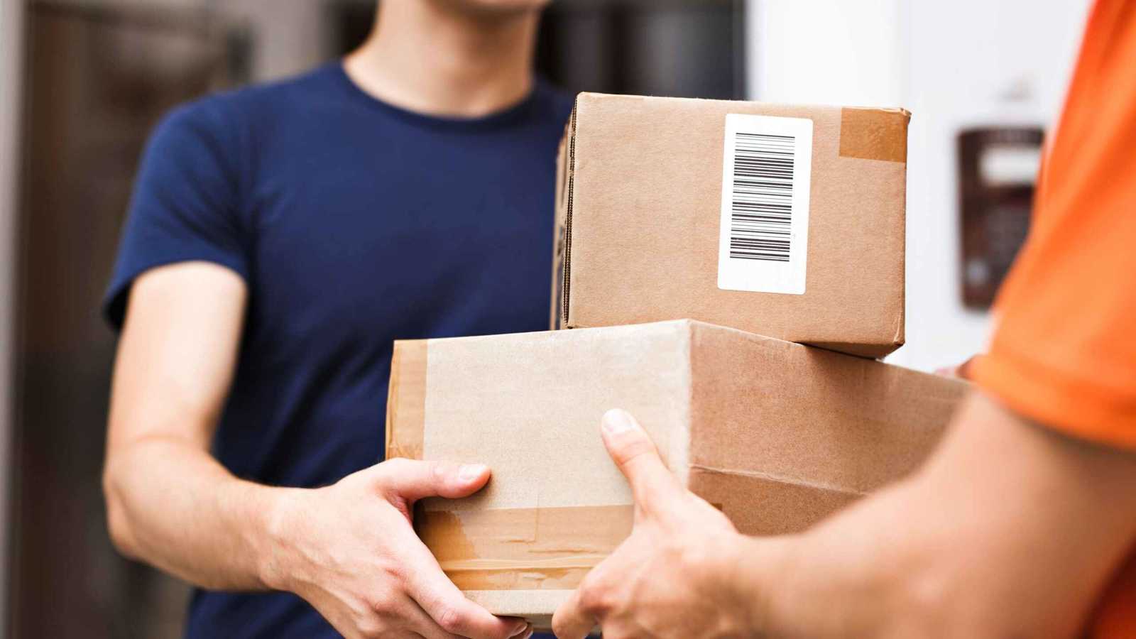 ردًا على رسوم ترامب.. الهند تُعلق إرسال الطرود البريدية إلى أمريكا