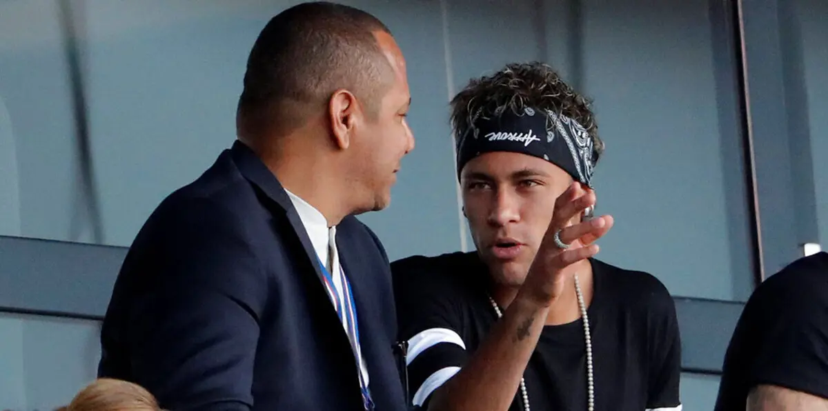 نيمار يدرس تقديم شكوى للفيفا ضد برشلونة