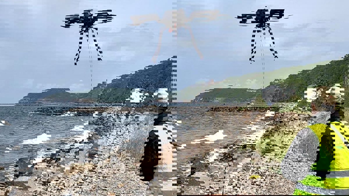 تطوير طائرة ذاتية القيادة تحدد مكان الألغام مغناطيسيا