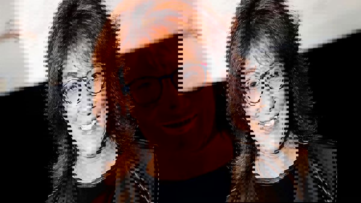 سماح أنور توجه رسالة خاصة لعادل إمام وتنتقد "إهانة" الفنانين 