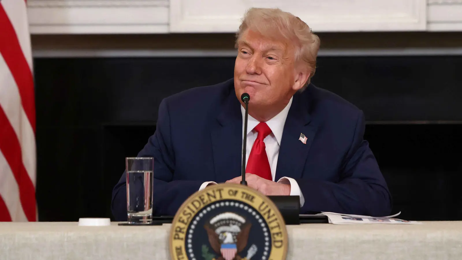 هددها بـ"عواقب وخيمة".. ترامب يكشف عن اجتماع نووي مرتقب مع إيران