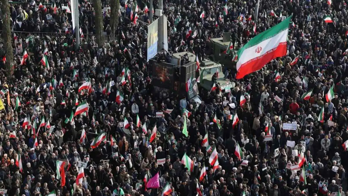 تركيا تدعو إيران إلى التفاوض لإنهاء التوترات الإقليمية