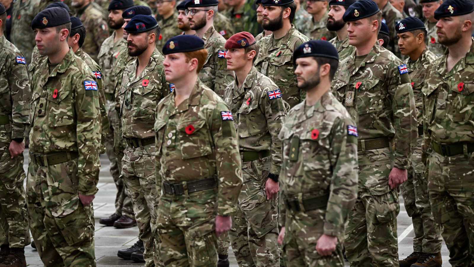 "جيش المواطنين".. بريطانيا تستجيب لتهديدات الحرب الهجينة الروسية