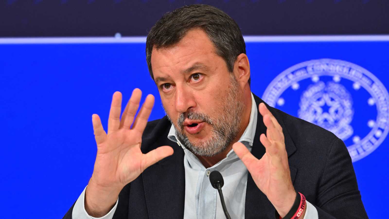 أوكرانيا في قلب الجدل.. التوتر بين روما وباريس اختبار لوحدة الموقف الأوروبي