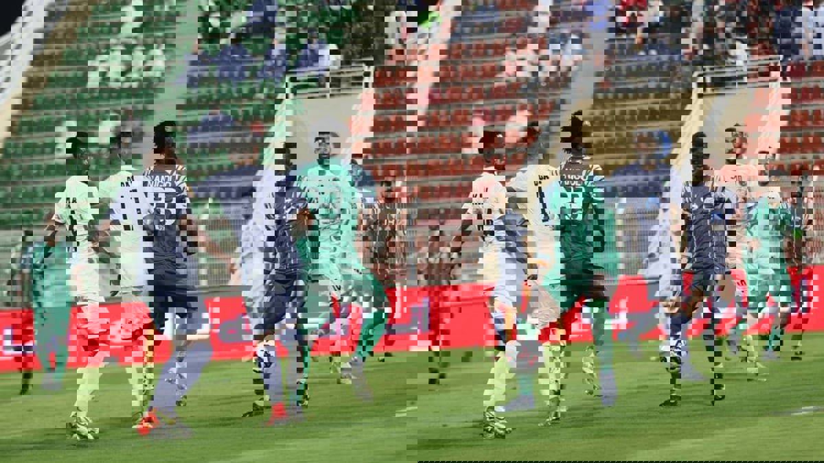 الموعد والقنوات الناقلة والتشكيل المتوقع لمواجهة الرستاق والنهضة في الدوري العماني