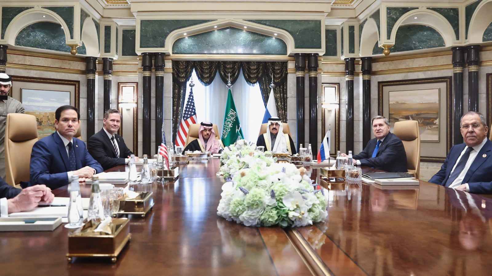 الغارديان: "وصفة" ترامب بشأن أوكرانيا مشابهة لخطة غزة