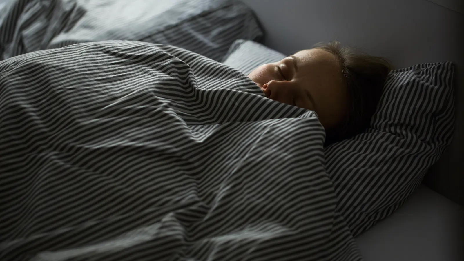 دراسة: استنشاق الروائح اللطيفة أثناء النوم "يعزز الذاكرة"