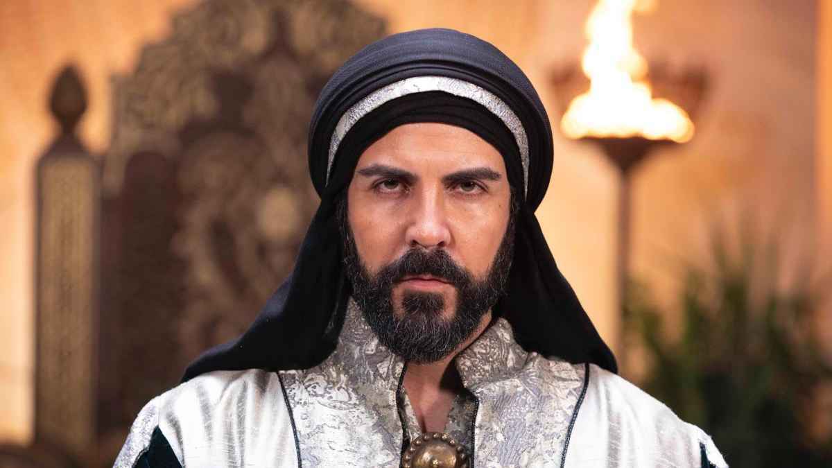 بعد الجدل المثار.. هل تبرأ طارق العريان من "معاوية"؟