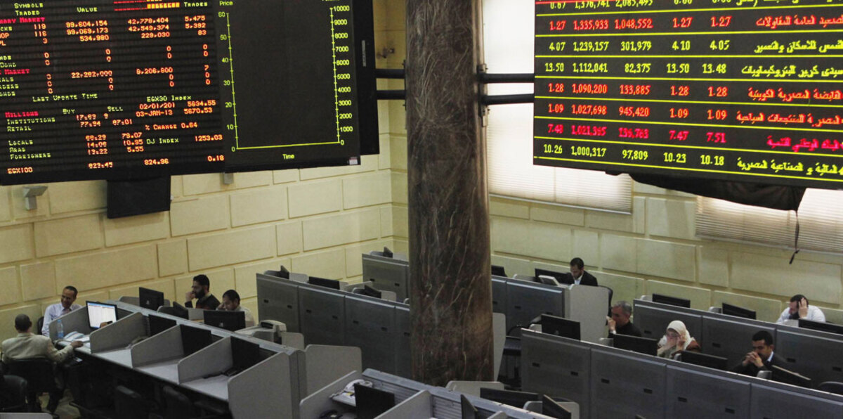 رئيس بورصة مصر يتوقع بدء تداول السندات بسوق الأسهم في 2018