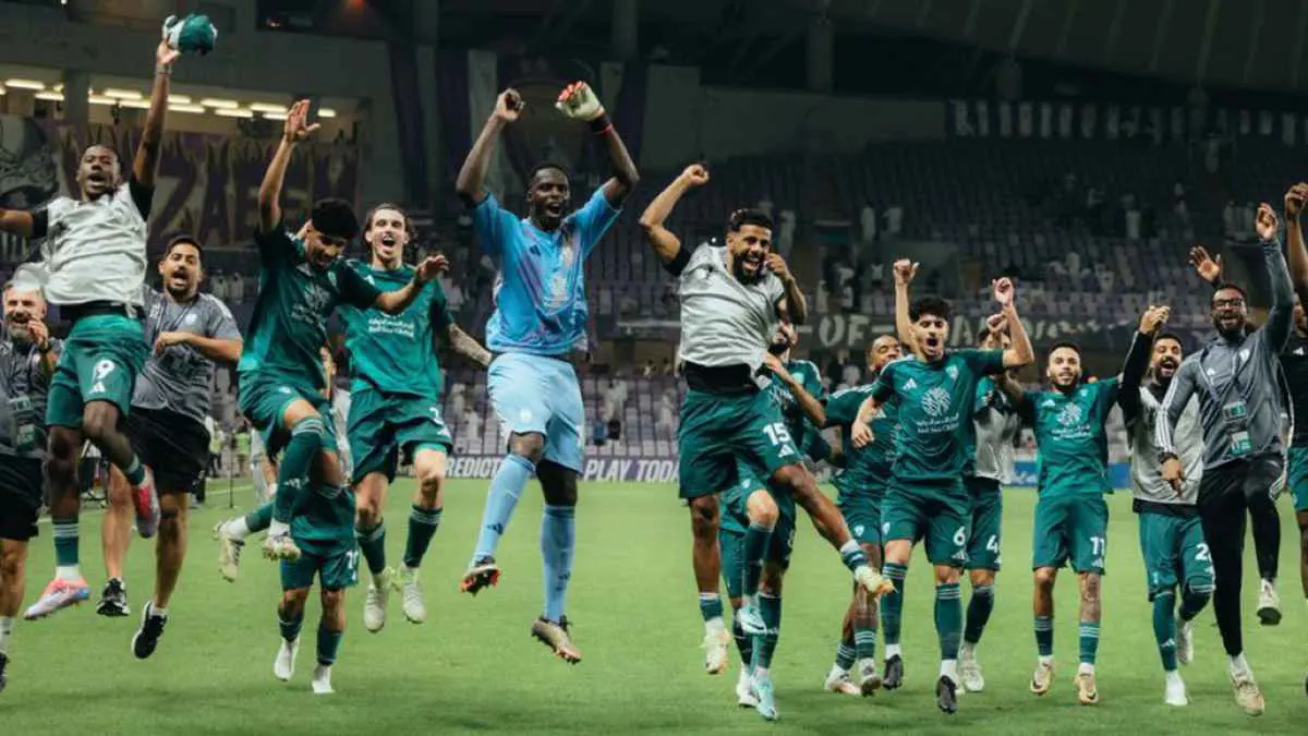 الأهلي السعودي يستهدف "نجمين محليين"