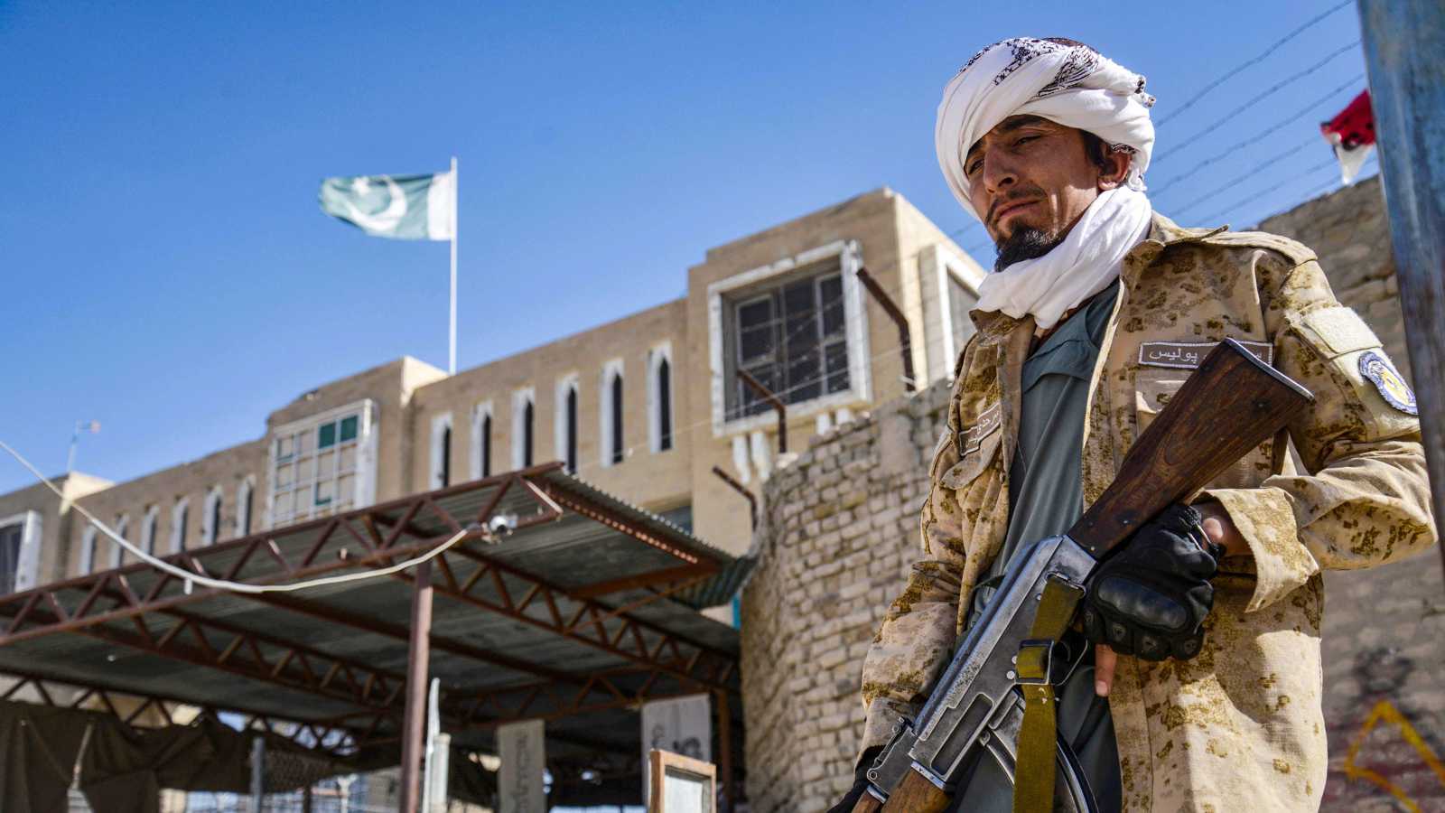 لا حل جذرياً.. هل تتطور الاشتباكات بين باكستان وأفغانستان إلى حرب مفتوحة؟