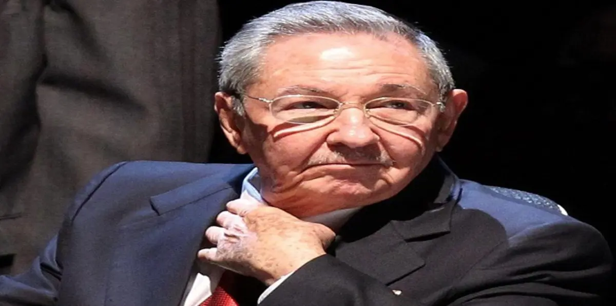 راؤول كاسترو في باريس..خطوة جديدة نحو الغرب