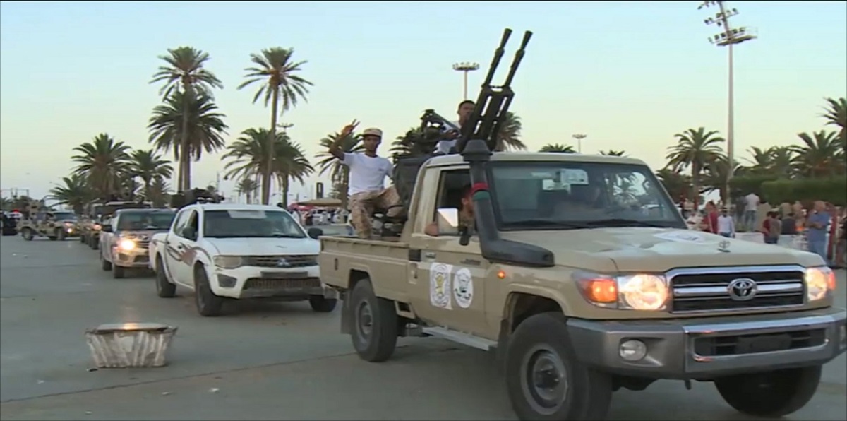 تجدد الاشتباكات في طرابلس وارتفاع عدد القتلى إلى 96