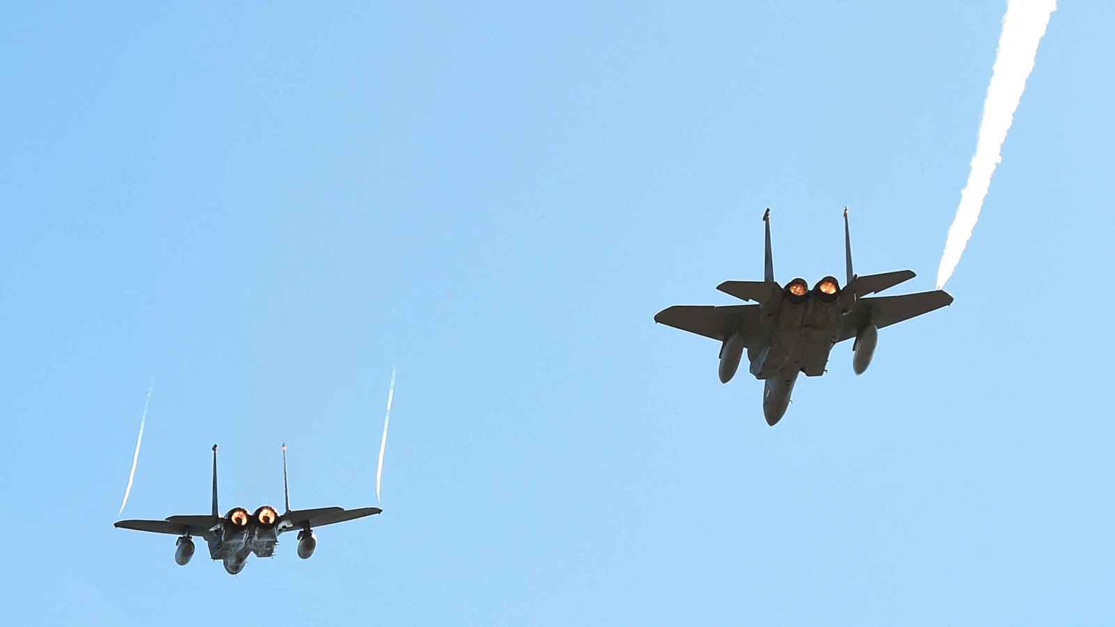 المقاتلات الأمريكية تُسقط 11 طائرة مسيّرة حوثية