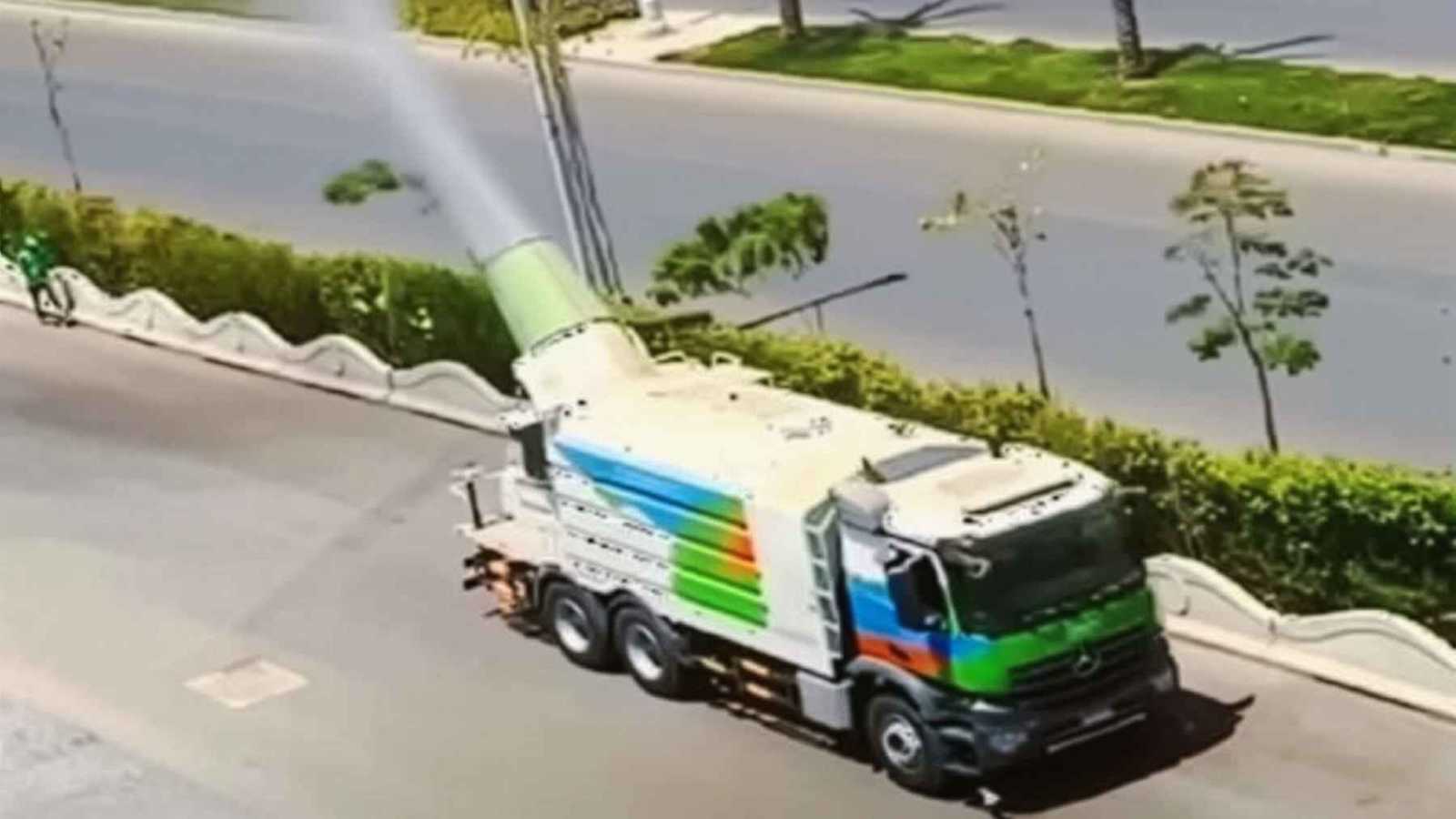 شاحنة عطر في القاهرة