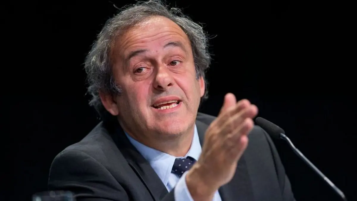 حقيقة عرض اتحاد لاعبي كرة القدم المحترفين دورا على ميشيل بلاتيني