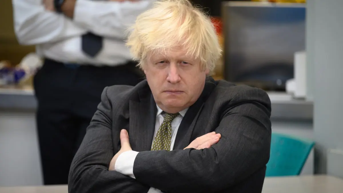 بريطانيا.. جونسون ينجو من اقتراع حجب الثقة