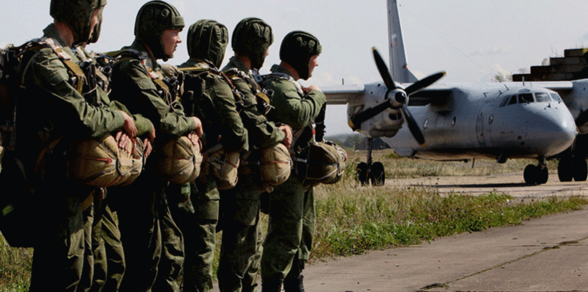 تعزيزات عسكرية روسية تصل مطار "التيفور" في حمص