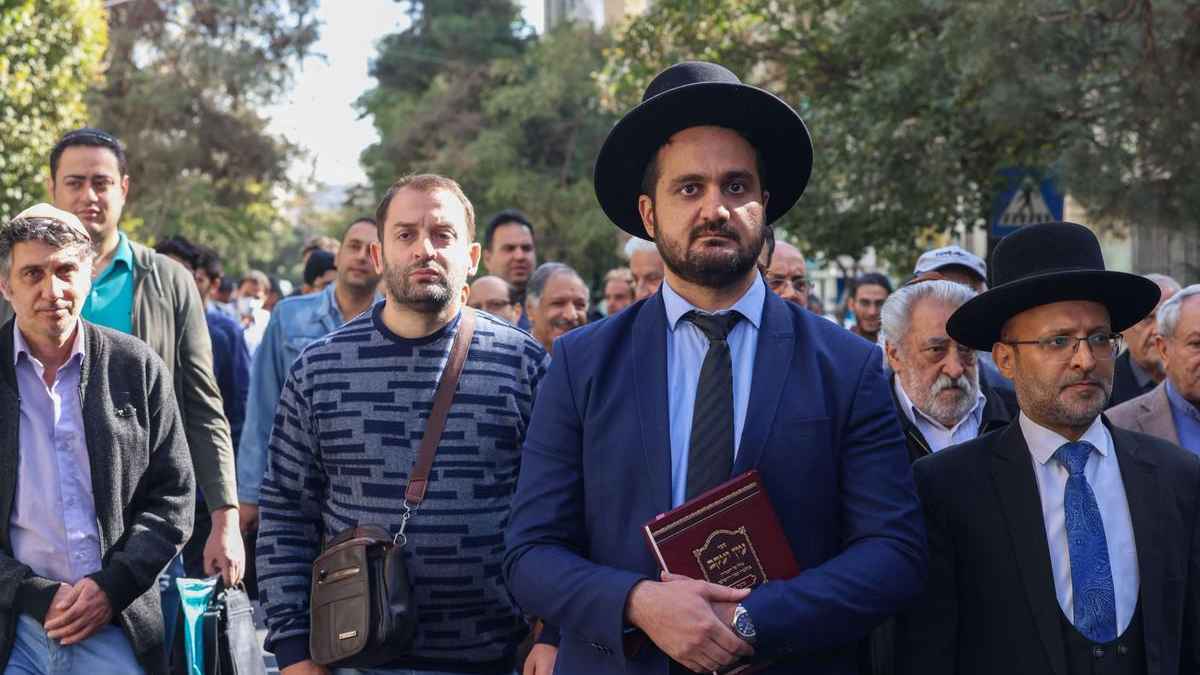 يهود إيران.. جبهة صراع جديدة بين طهران وتل أبيب