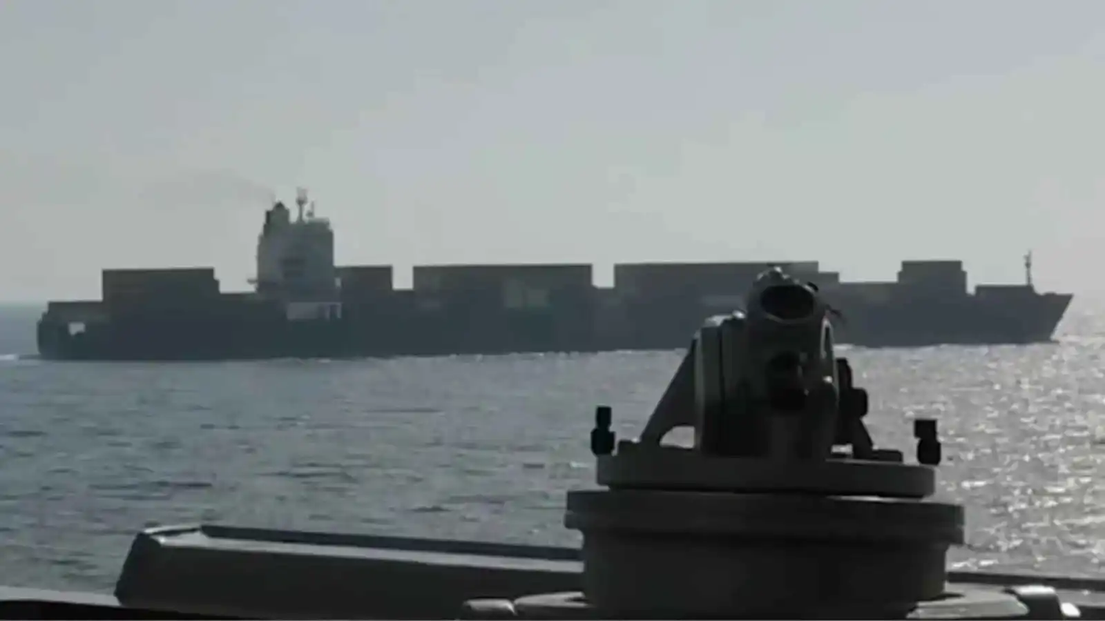 تحمل مواد "مدنية-عسكرية".. كواليس جديدة لاحتجاز السفينة الإيرانية "توسكا"