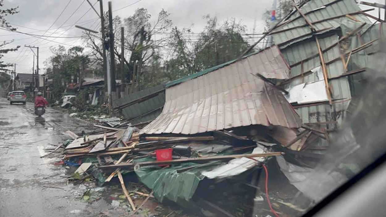 عواصف مدمرة في الفلبين.. مصرع 40 شخصًا وتشريد الملايين (صور)