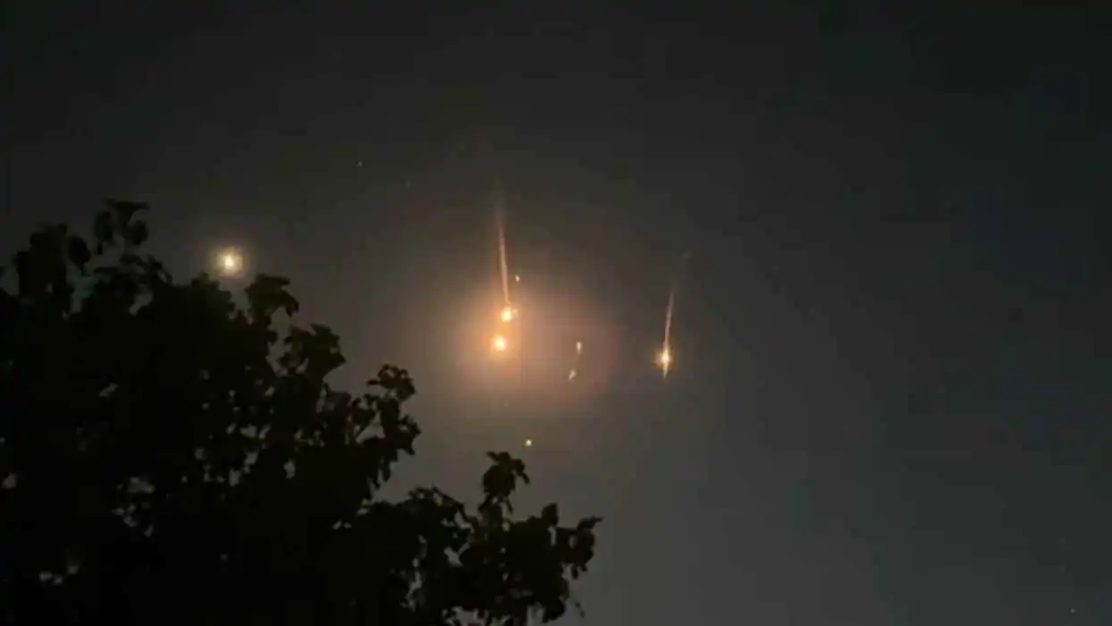 الجيش الأردني يعترض 13 صاروخاً باليستياً ويسقط مسيرات