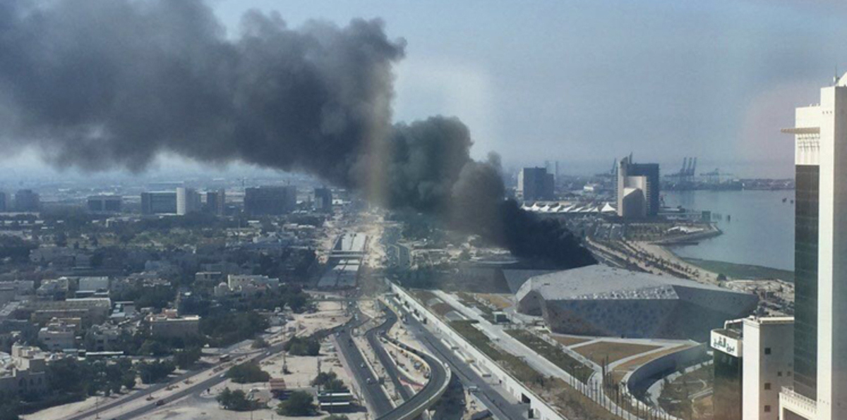 حريق كبير في مركز جابر الثقافي "دار الأوبرا" بالكويت 