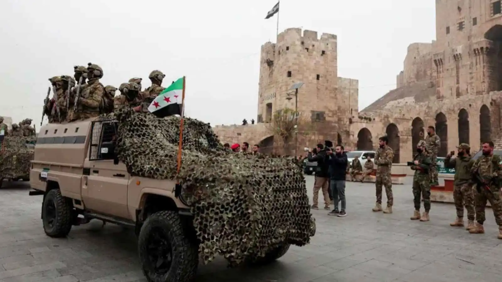 قسد: انتشار القوات الحكومية في حلب ينذر باندلاع حرب كبيرة