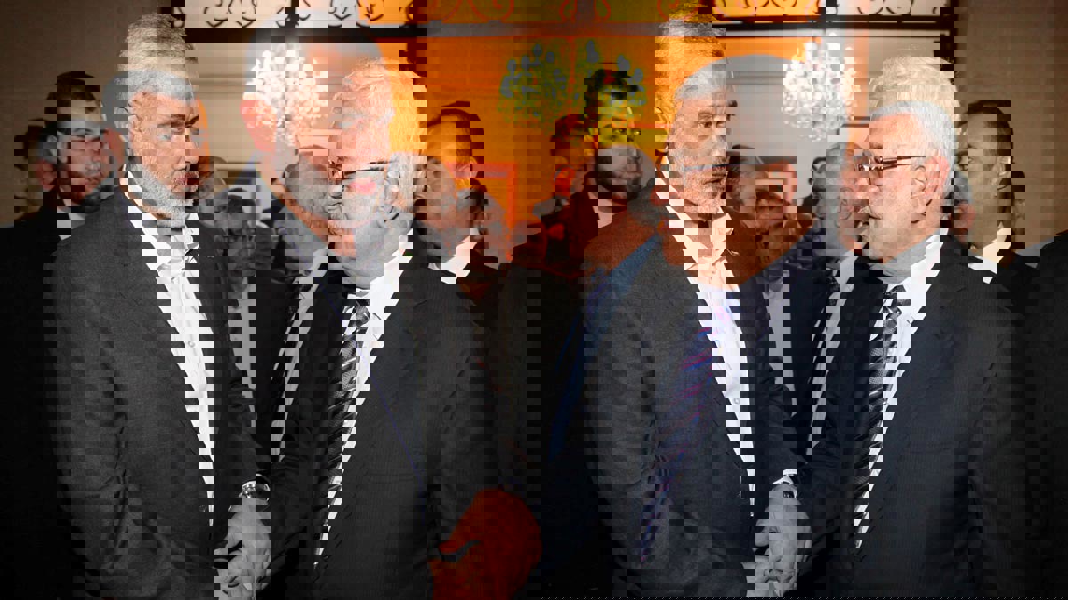 حماس: نرحب بموقف عباس من "صفقة القرن"