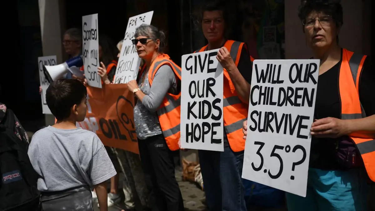 "القلق المناخي" يدفع نساء إلى الامتناع عن الإنجاب